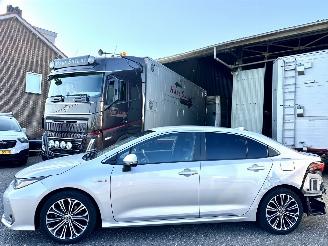skadebil auto Toyota Corolla 1.8 Hybrid 2019/8