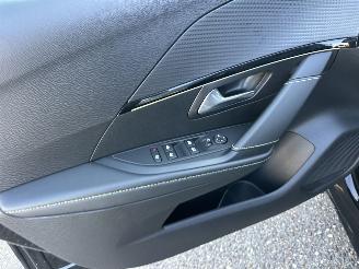 Peugeot e-208 EV 50kWh Aut 136pk GT-Line - navi - camera - carplay - virtual - sfeerverl - front + line + side assist - keyless picture 37