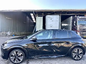 Unfallwagen Peugeot e-208 EV 50kWh GT-Line 2021/4