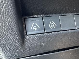 Peugeot e-208 EV 50kWh Aut 136pk GT-Line - navi - camera - carplay - virtual - sfeerverl - front + line + side assist - keyless picture 98