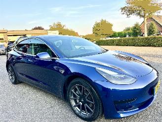 Tesla Model 3 Gereserveerd Standard rwd Plus 60kwh 238pk aut - nap - pano - 3x cam - leer - stoelverw - self driving picture 4