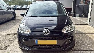 Damaged car Volkswagen Up! 1.0 60pk High Up! BlueM 5drs - nap - pano  - leer - stoelverw - 2015/1