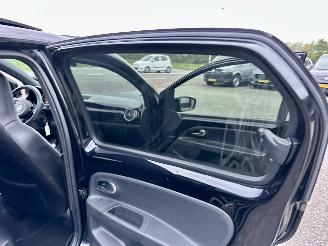 Volkswagen Up! 1.0 60pk High Up! Bluem. 5drs - nap - pano  - leer - stoelverw - airco - cruise - pdc - privacy glass picture 44