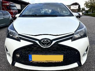 Toyota Yaris 1.3 VVT-i 99pk aut + f1 Dynamic - 48dkm nap - 1e eig - navi - cam - pdc v+a - airco - cruise - parelmoer picture 66