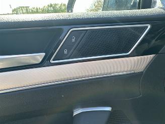Volkswagen Passat 1.4 TSI GTE 156pk aut Highline variant - pano - massage - stoelverw - trekh - navi - front assist picture 35