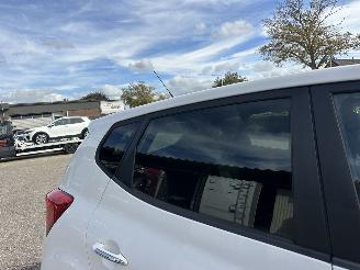 Hyundai Ix20 1.6i i-Vision 125pk Automaat - 76dkm nap - navi - dvd - camera - pdc - clima - cruise - aux - usb picture 91