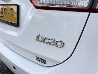 Hyundai Ix20 1.6i i-Vision 125pk Automaat - 76dkm nap - navi - dvd - camera - pdc - clima - cruise - aux - usb picture 98