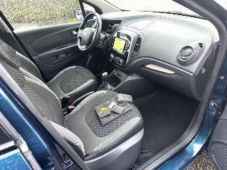 Renault Captur 1.2 TCe 120pk aut Intens - 56dkm nap - 1e eig - keyless - navi - camera - park assist - clima + cruise picture 15