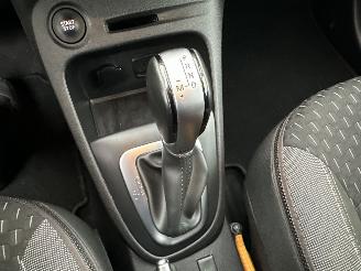 Renault Captur 1.2 TCe 120pk aut Intens - 56dkm nap - 1e eig - keyless - navi - camera - park assist - clima + cruise picture 20