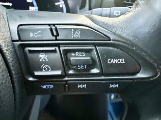 Toyota Yaris Cross 1.5 Hybrid 93pk aut Launch Edition - head up - leer - stuur/stoelverw - elektr klep - front + line + side assist picture 13