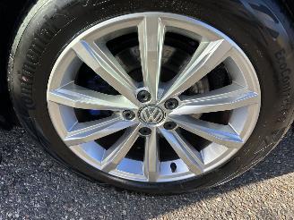 Volkswagen Passat GTE 1.4 TSI aut Highline sedan - nap - navi - acc - front assist - leer + alcantara + stoelverw - pdc v+a picture 98