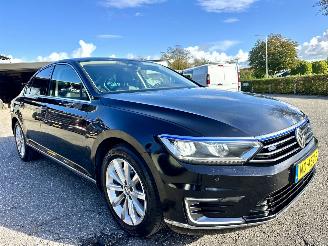 Volkswagen Passat GTE 1.4 TSI aut Highline sedan - nap - navi - acc - front assist - leer + alcantara + stoelverw - pdc v+a picture 4