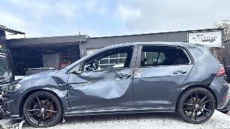 Volkswagen Golf GTE 1.4 TSI PHEV 225pk aut + f1 - pano - 90dkm - navi - carplay - stoelverw - keyless entry + start picture 27