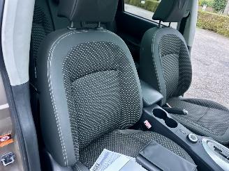 Nissan Qashqai+2 2.0 141pk 4WD aut Con. Ed 7Pers - pano - navi - camera - defa alarm - 7 zitplaatsen - rijdbaar picture 48