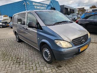 skadebil bedrijf Mercedes Vito 2.1 CDI 109 DC  VAN 1e eigenaar 2009/10