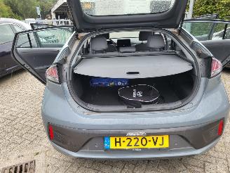 Hyundai Ioniq Hyundai IONIQ 1.6 GDi PHEV PLUG IN HYBRIDE Comfort picture 13