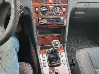 Mercedes C-klasse C180 ELEGANCE 2E eigenaar YONGTIMER picture 23