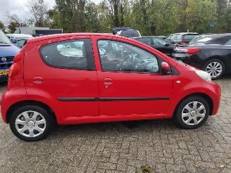 Peugeot 107 107 1.0-12V XS AUTOMAAT  66000 KM picture 4