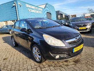 skadebil auto Opel Corsa AUTOMAAT Corsa 1.4-16V Cosmo VELE EXTRAS rijdbaar 2008/9