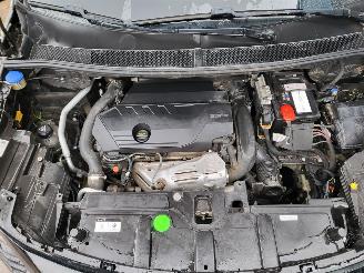 Peugeot 5008 1.6 PureTech GT 180 pk AUTOMAAT 7 ZITS , PANN,CAM,NAP rijdbaaar picture 33