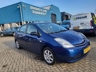Schadeauto Toyota Prius Toyota Prius 1.5 VVT-i Comfort hybride automaat 2008/9
