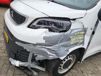 Peugeot Expert e-Expert 50 kWh 9 persoons picture 23