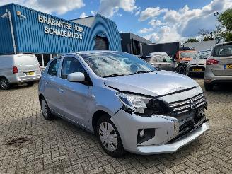 Coche accidentado Mitsubishi Space-star Space Star 1.2 Connect+ 5DRS COOL 22000 KM 2023/1