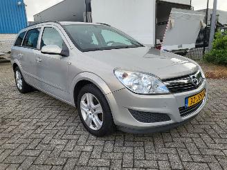 occasione autovettura Opel Astra Opel Astra Wagon 1.6 Essentia 2009/4
