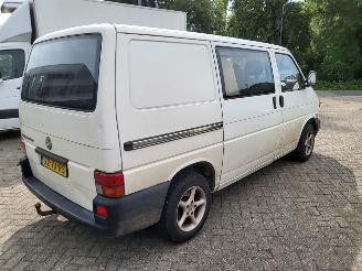 uszkodzony samochody osobowe Volkswagen Transporter T4 Volkswagen Transporter 1.9 TD 292 T800 DC 2001/8
