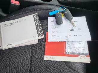 Kia Niro Niro 1.6 GDi Hybrid DynamicLine 1e eigenaar rijdbaar picture 24