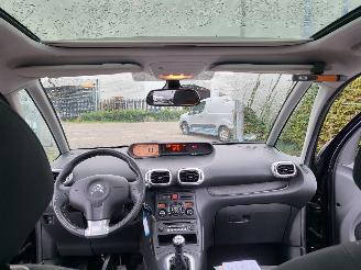 Citroën C3 C3 Picasso 1.2 PureTech Tendance 110 pk  rijdbaar picture 4
