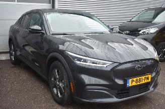 Ford Mustang Mach-e 98Kwh Extended RWD 294Pk *Navi/Clima/Leder/Camera/Stoelverwarming picture 2