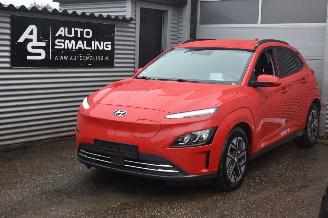 uszkodzony samochody osobowe Hyundai Kona 64Kwh Comfort 204Pk SOH 100% 3FASE *Navi/Clima/Camera/Stoelverwarming 2021/8