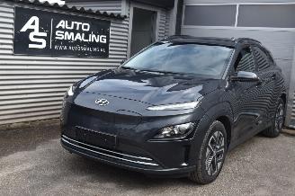 krockskadad bil auto Hyundai Kona 39Kwh Comfort 136Pk SOH 100% 3FASE *Navi/Clima/Camera/Stoelverwarming 2022/8