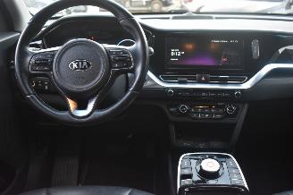 Kia Niro 64Kwh Executive line 204Pk *Navi/Clima/Camera/Stoelverwarming/Leder picture 7