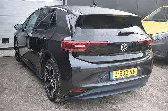 Volkswagen ID.3 58Kwh First Plus 204Pk *Navi/Clima/Camera/Stoelverwarming picture 3