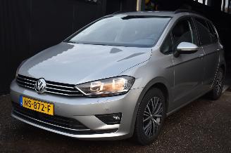 krockskadad bil auto Volkswagen Golf Sportsvan 1.6 TDI Comfortline 110Pk *Navi/Clima/Stoelverwarming 2016/9