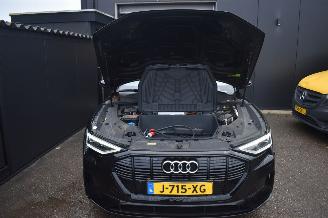 Audi E-tron 55 Quattro 95kwh Business Edition  408Pk 3FASE *Navi/Clima/Leder/Camera/Stoelverwarming picture 16