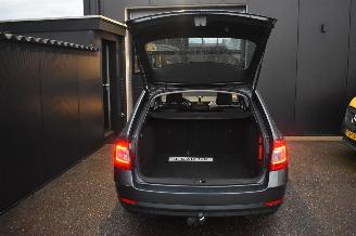 Skoda Octavia 1.6 Tdi Greentech Ambition Business 116Pk *Navi/Clima picture 12