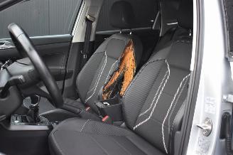 Volkswagen Taigo 1.0 Tsi Style 110Pk *Clima/Navi/Camera/Stoelverwarming picture 5