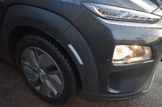 Hyundai Kona 64Kwh Comfort 204Pk 3Fase SOH 100% *Navi/Clima/Camera picture 19