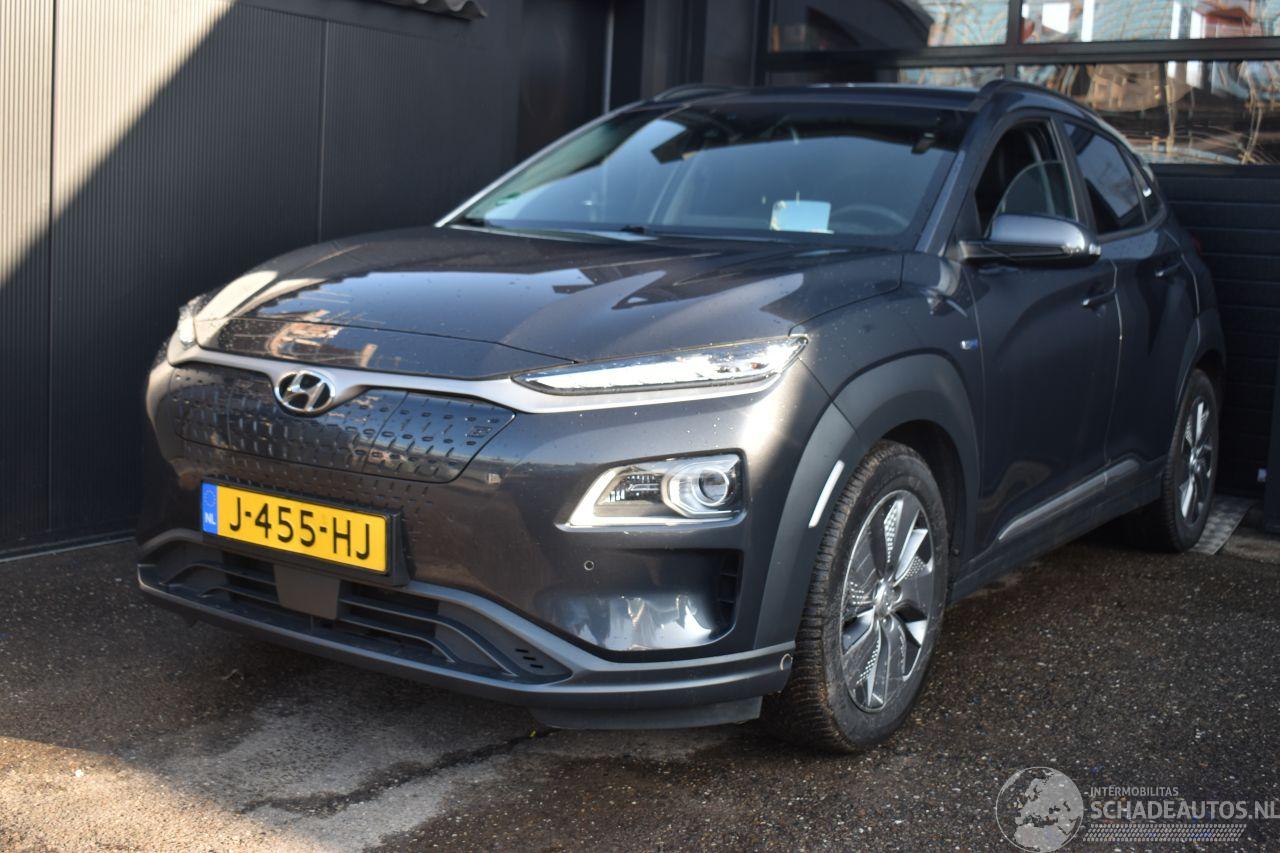 Hyundai Kona 64Kwh Premium 204Pk 3FASE 100% Soh *Navi/Clima/Camera/Leder/Stoelverwarming