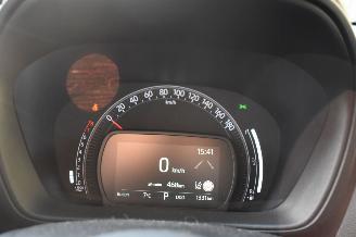 Toyota Aygo X 1.0 VVT-i S-CVT Play 72Pk *Airco/Camera picture 9