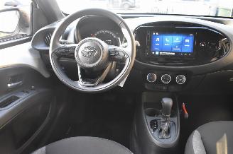 Toyota Aygo X 1.0 VVT-i S-CVT Play 72Pk *Airco/Camera picture 7