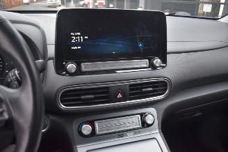 Hyundai Kona 64Kwh EV Limeted 204Pk 3FASE 100% SOH *Navi/Clima/Leder/Camera/Stoelverwarming picture 12