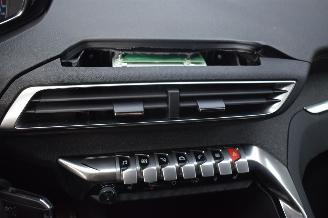 Peugeot 5008 1.6 Puretech Blue Lease GT Line 181Pk *Navi/Clima/Camera/Stoelverwarming picture 11