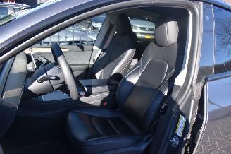 Tesla Model Y 58 RWD KWH 238Pk *Navi/Clima/Leder/Camera/Panorama picture 18