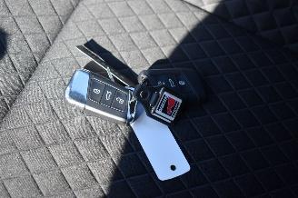 Skoda Superb 2.0 Tdi Business Edition 150Pk *Navi/Clima/Camera/Stoelverwarming/Camera/Xenon picture 15