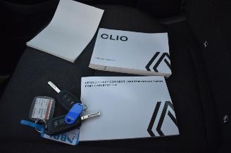 Renault Clio 1.0 Tce 90 Equilibre *Clima/Navi picture 17