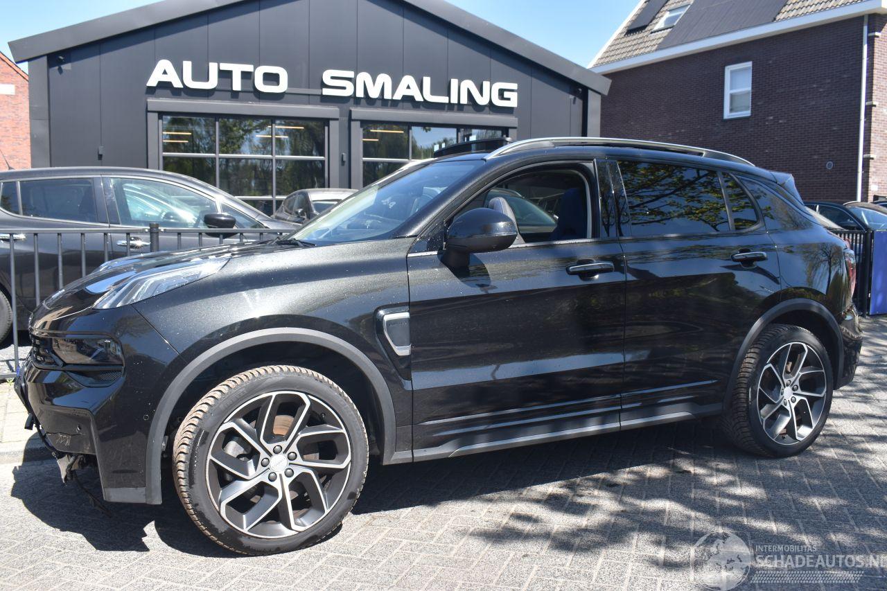 Lynk & Co 01 1.5 179Pk *Navi/Clima/Camera/Stoelverwarming/Panorama